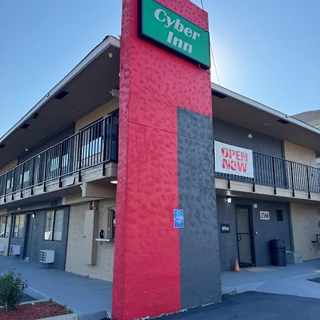 אוגוסטה Cyber Inn מראה חיצוני תמונה